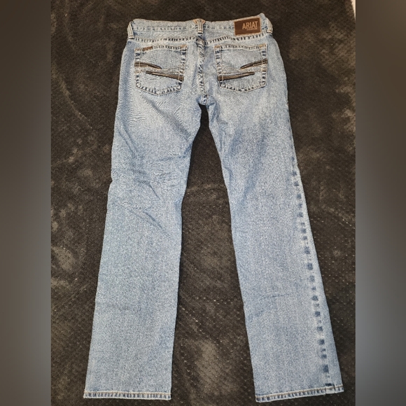 Ariat Light Blue Men's Jeans - Picture 3 of 4
